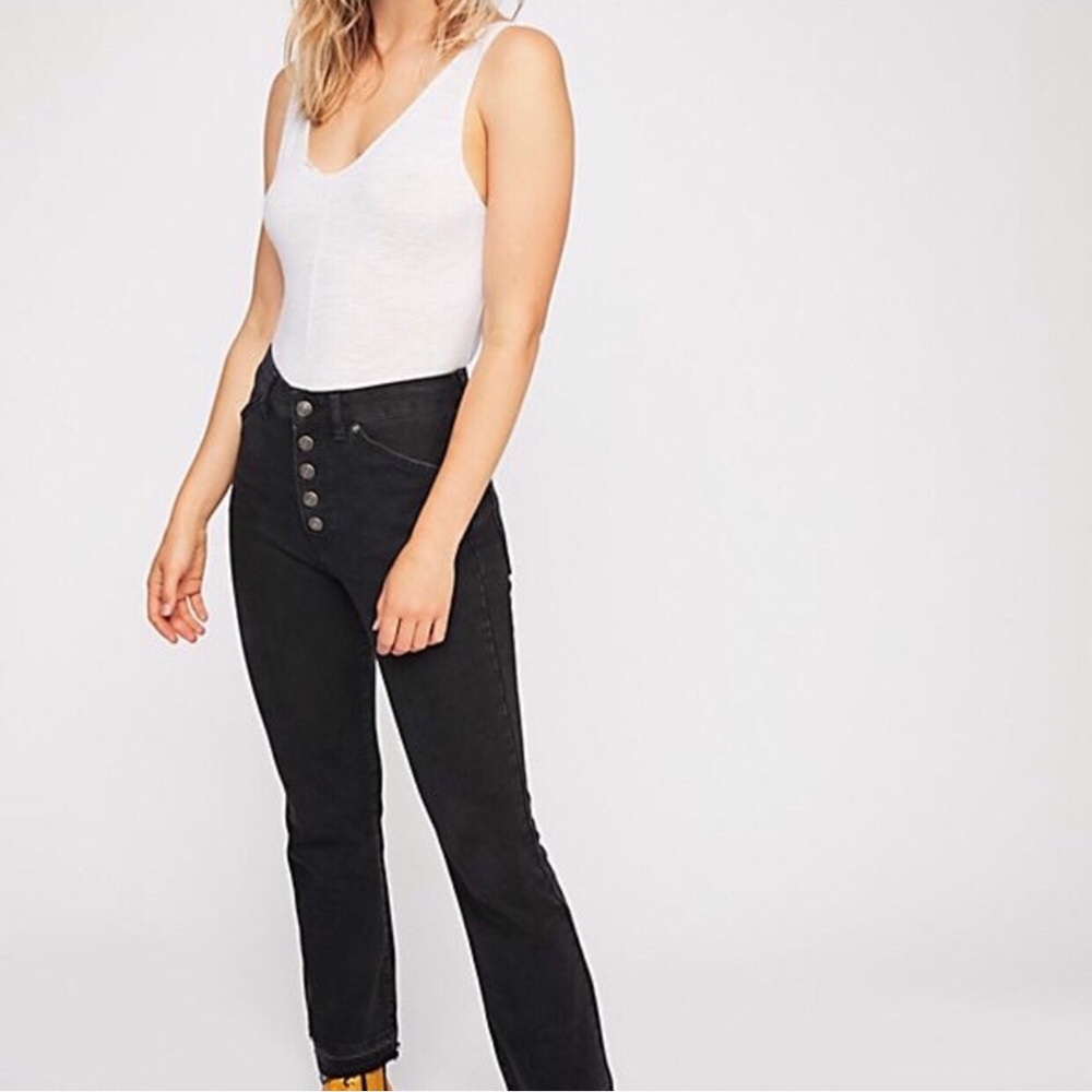 🌸The Dylan High-Rise Bootcut Jeans🌸